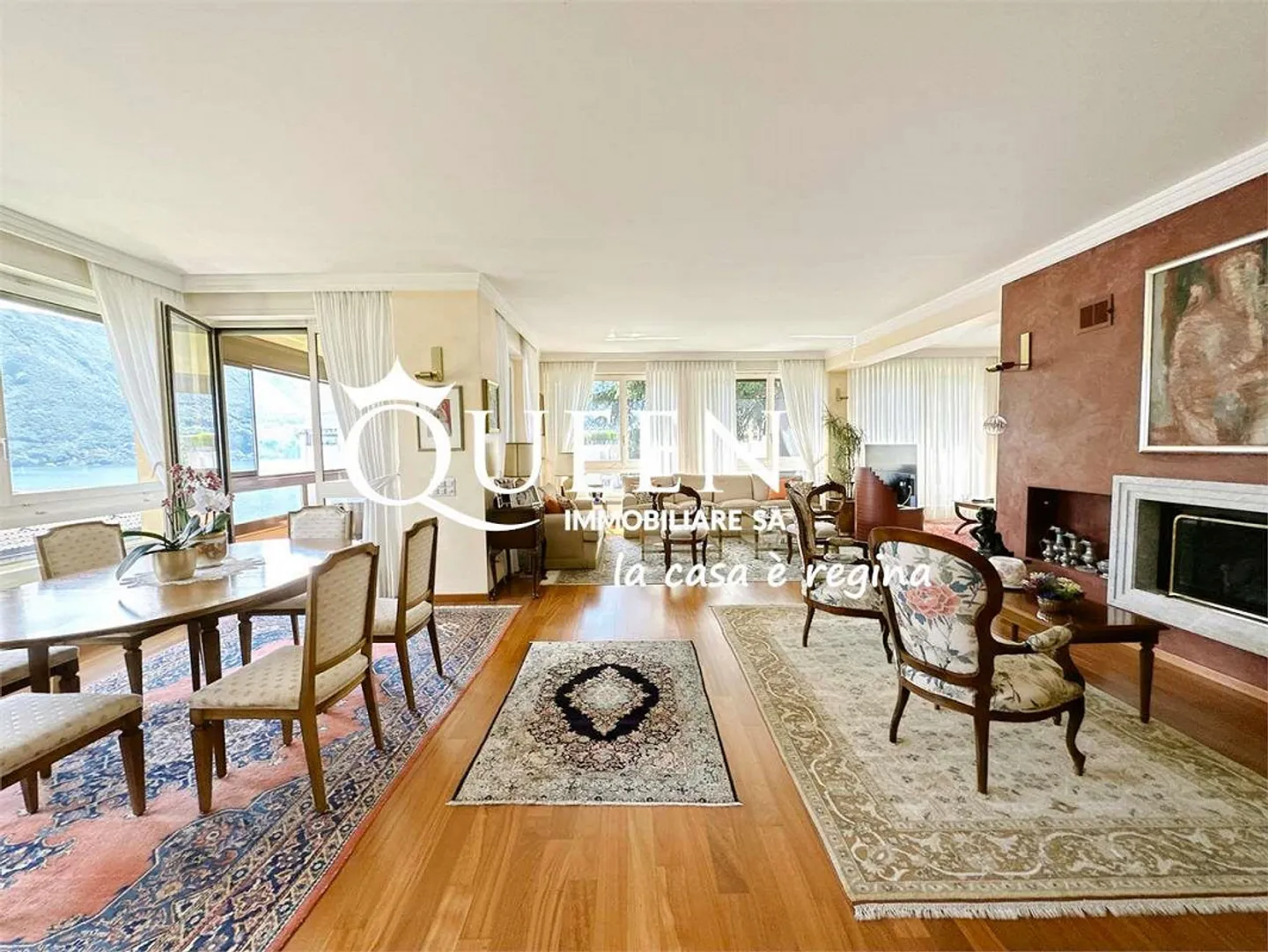 Lugano centre : appartement 5,5 pièces, 200 m², avec vue sur le lac, piscine - Photo 2 sur 13