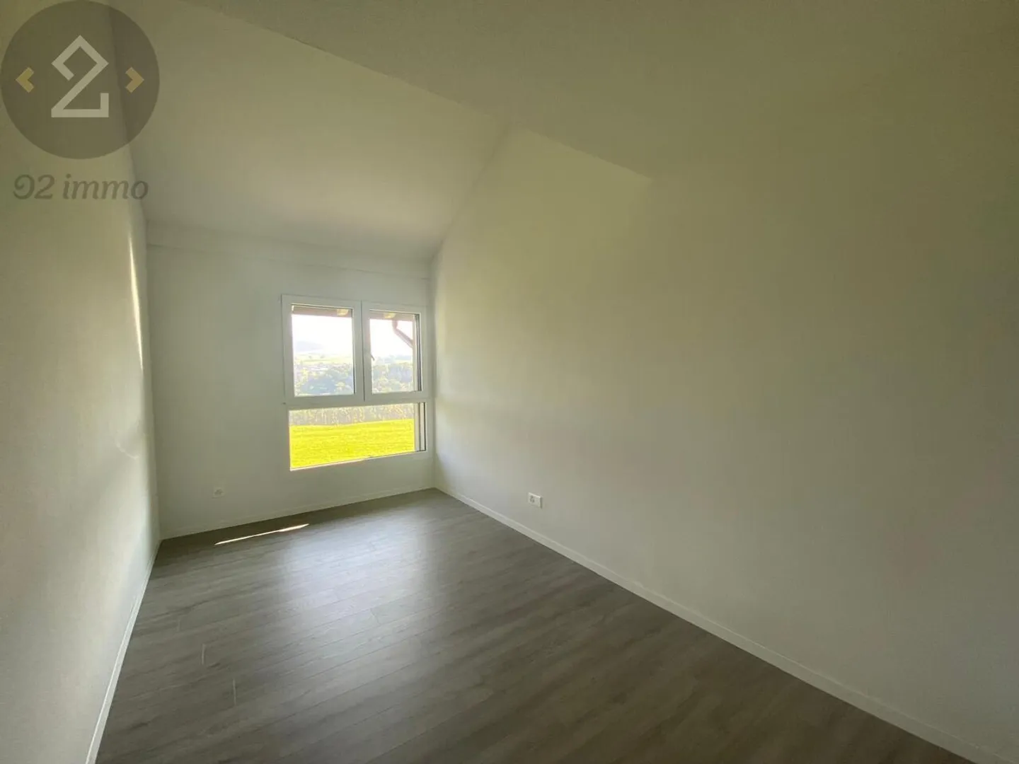 Villa 5.5 rooms with magnificent view 10 min from Matran - Photo 9 of 13