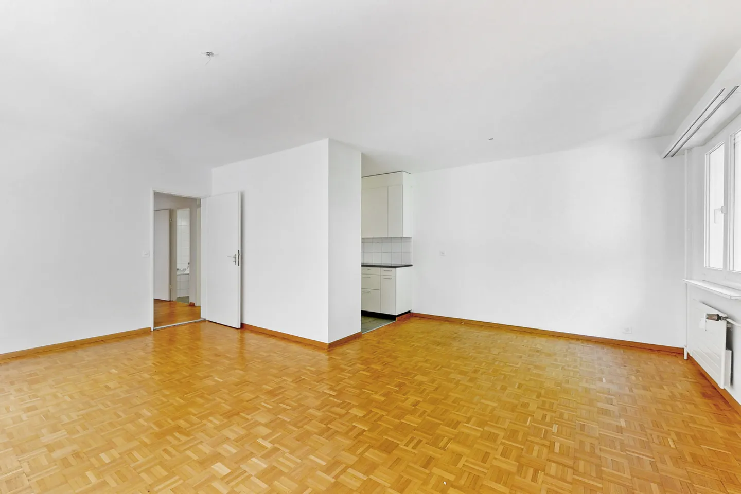 Helle Wohnung mit moderner Küche - Foto 5 von 10