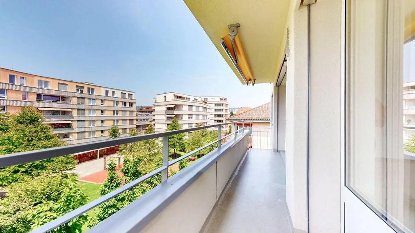 Modern apartment in a central location - Photo 9 of 10