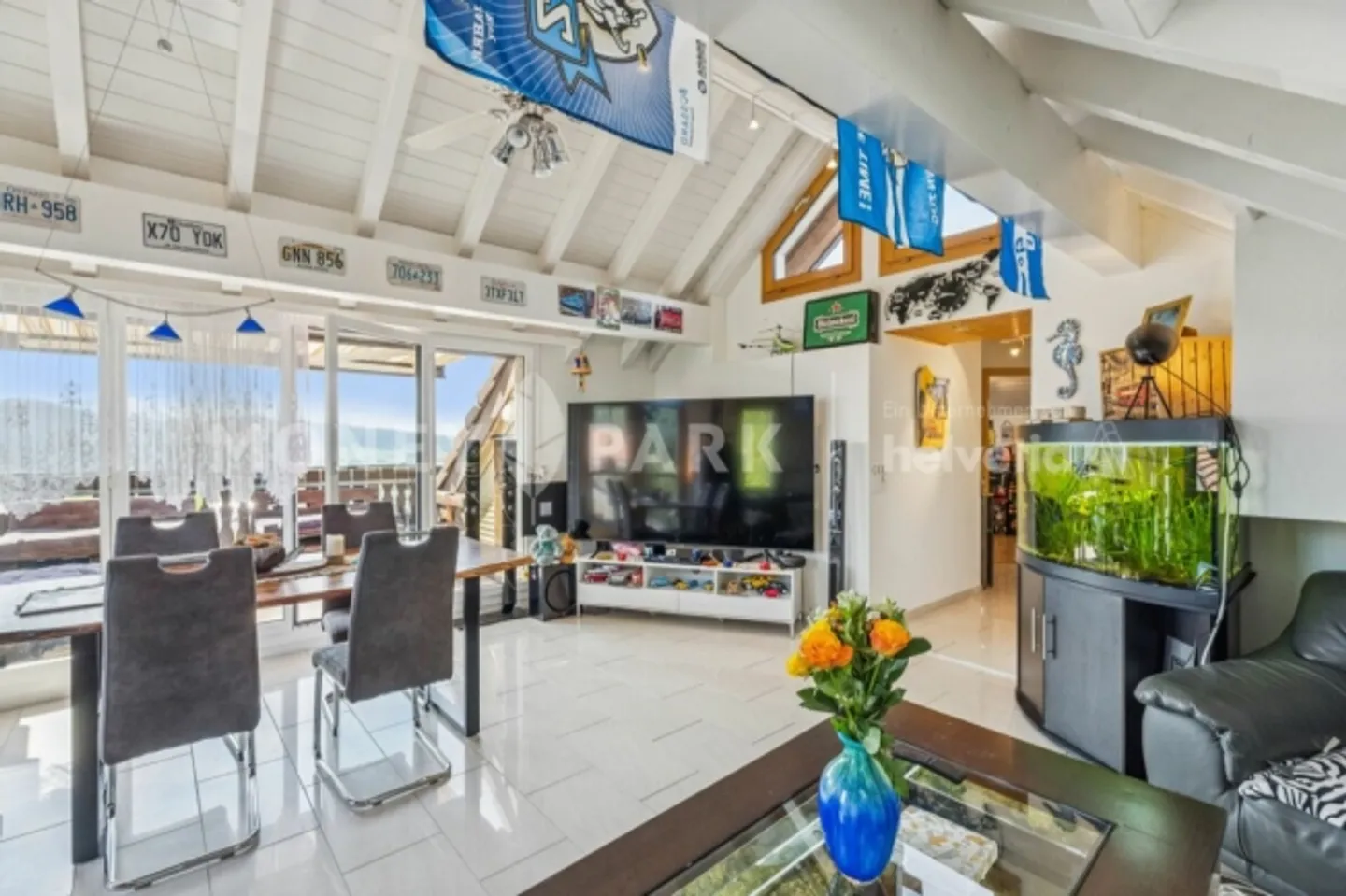 Appartement en attique de 4,5 pièces avec vue - Photo 2 sur 13