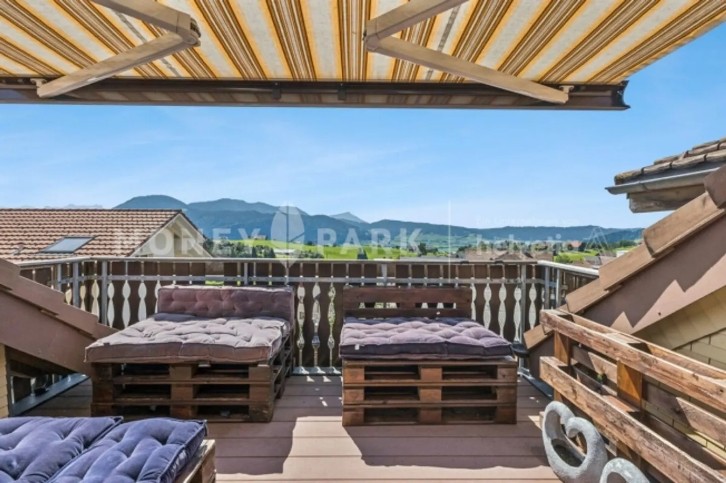 Appartement en attique de 4,5 pièces avec vue - Photo 10 sur 13