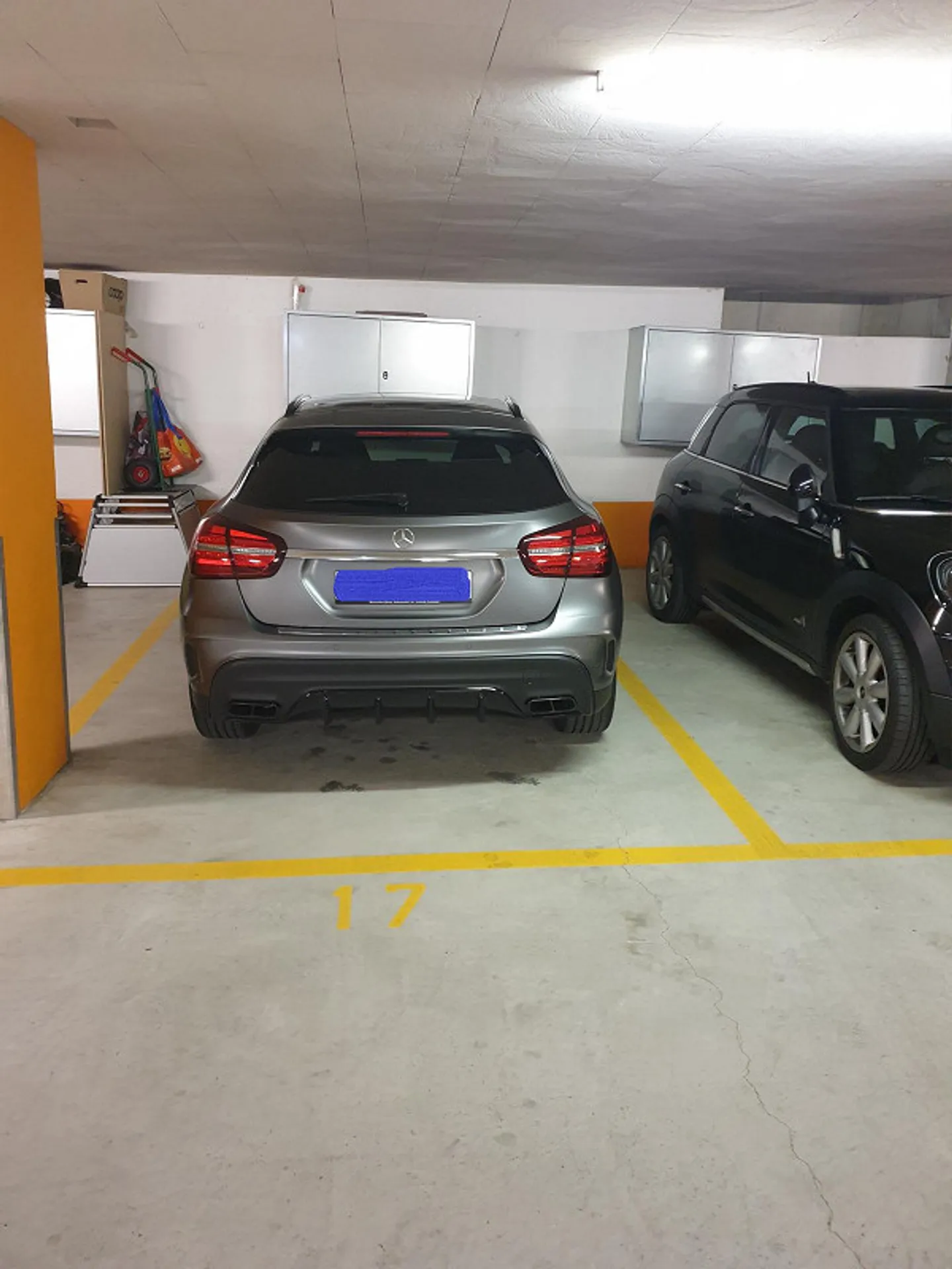 Underground parking space in residential complex Buchenrain including E-charging station - Photo 1 of 1