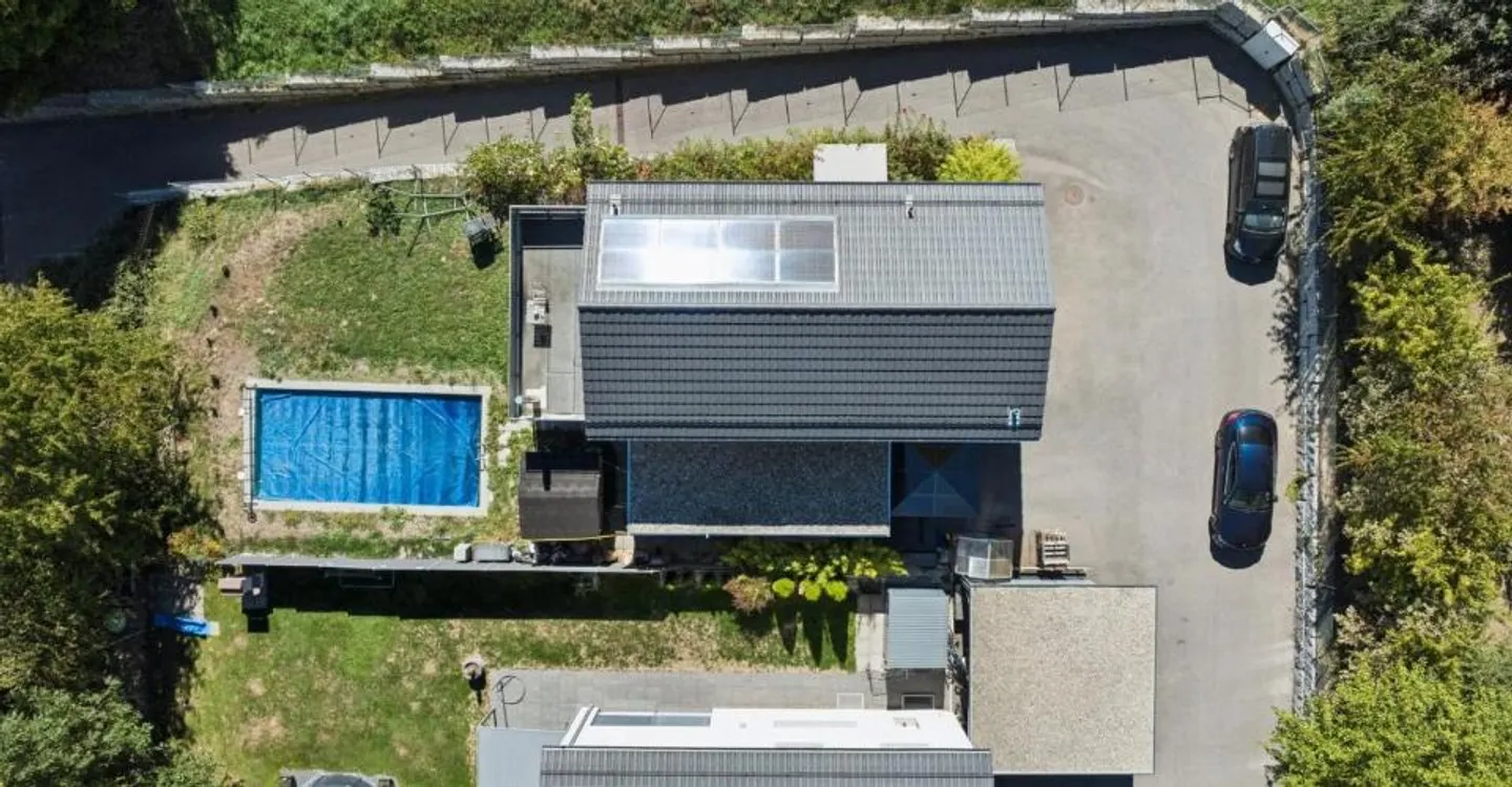 Villa individuale contemporanea 5.5 stanze con piscina a Carrouge VD - Foto 2 di 13