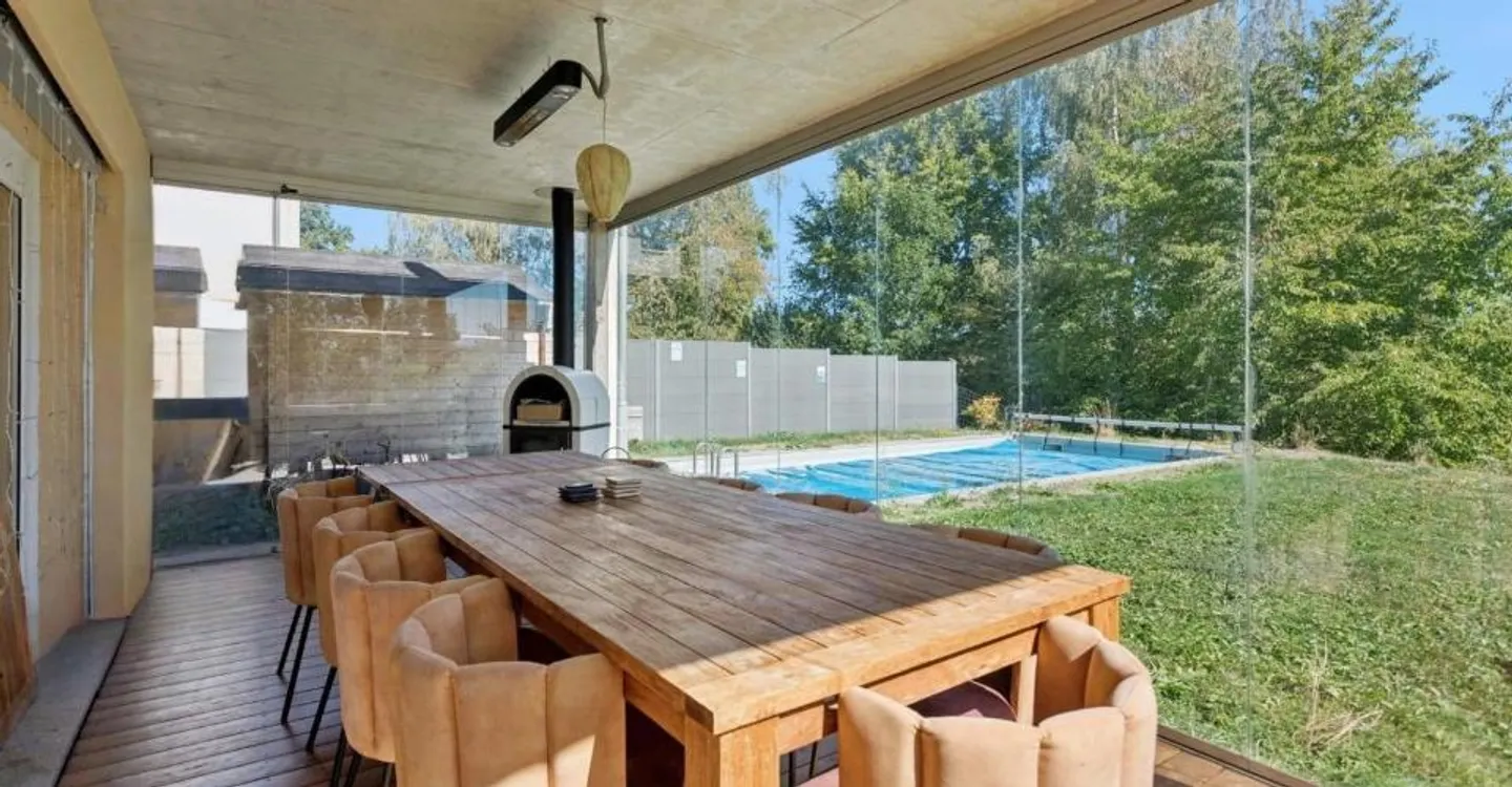 Villa individuale contemporanea 5.5 stanze con piscina a Carrouge VD - Foto 3 di 13