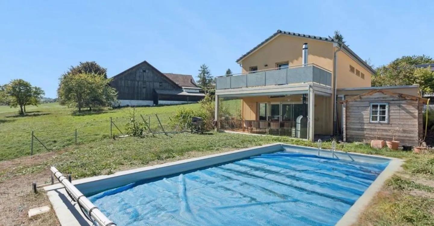 Villa individuale contemporanea 5.5 stanze con piscina a Carrouge VD - Foto 4 di 13