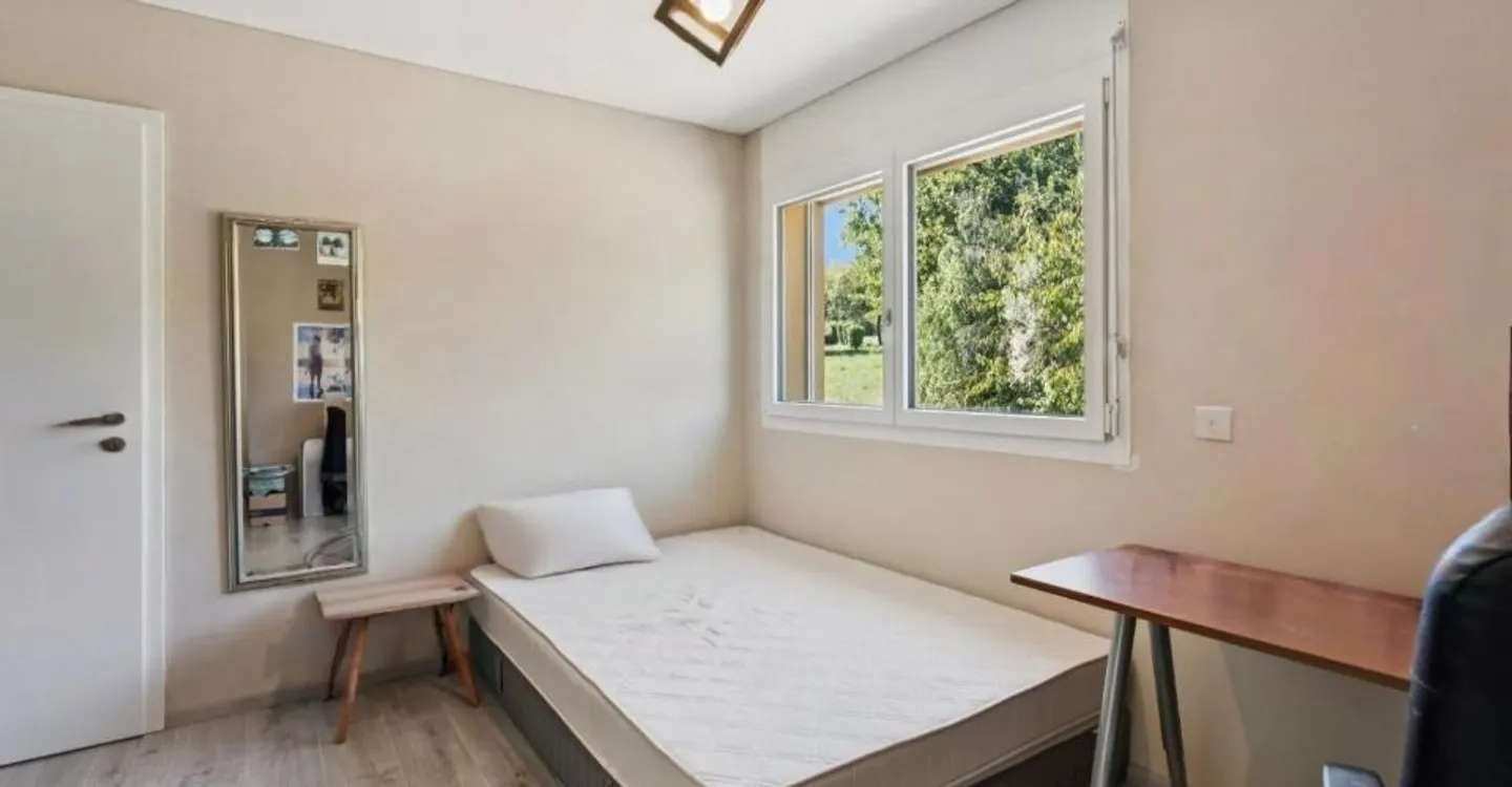 Villa individuale contemporanea 5.5 stanze con piscina a Carrouge VD - Foto 10 di 13