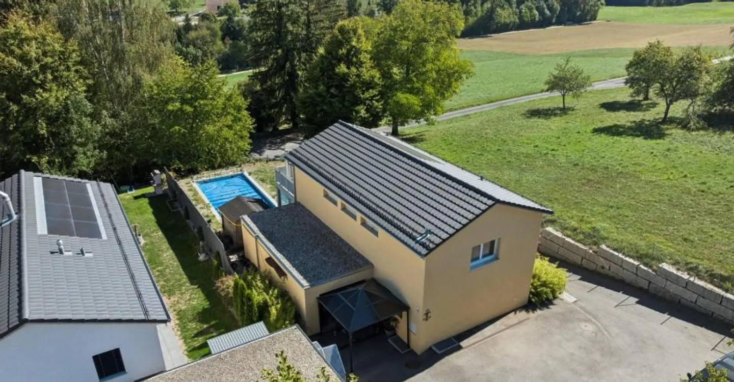 Villa individuale contemporanea 5.5 stanze con piscina a Carrouge VD - Foto 13 di 13