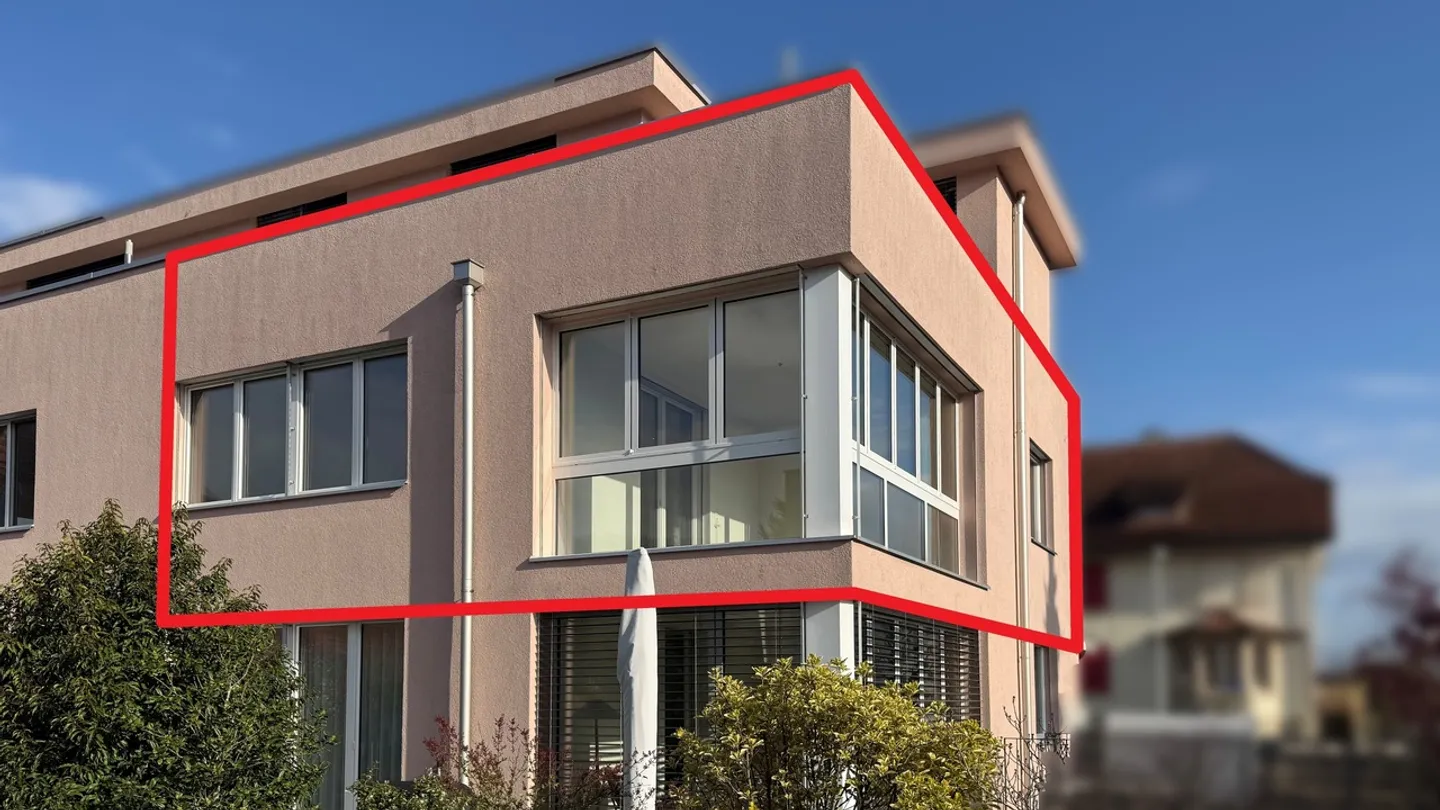 Modern 2.5-room apartment with winter garden and carport - Photo 9 of 9