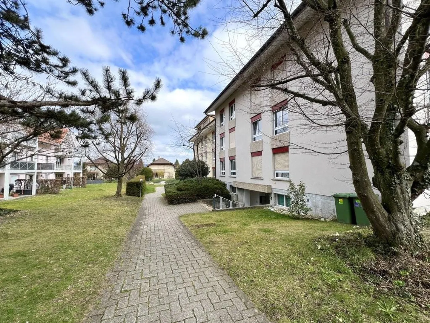 Geräumige Wohnung in Kehrsatz - Foto 1 von 9