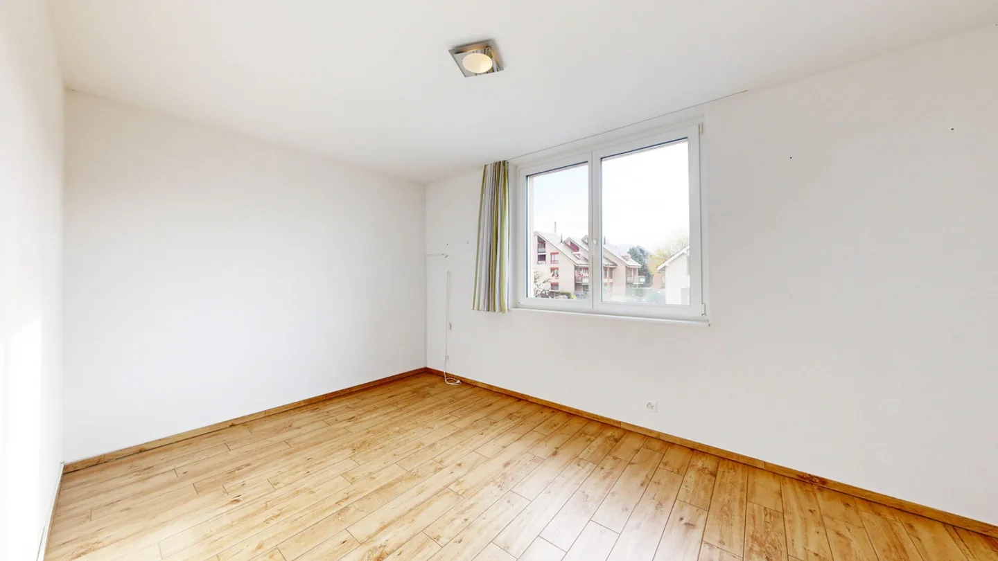 Modern 2.5-room apartment with winter garden and carport - Photo 5 of 9