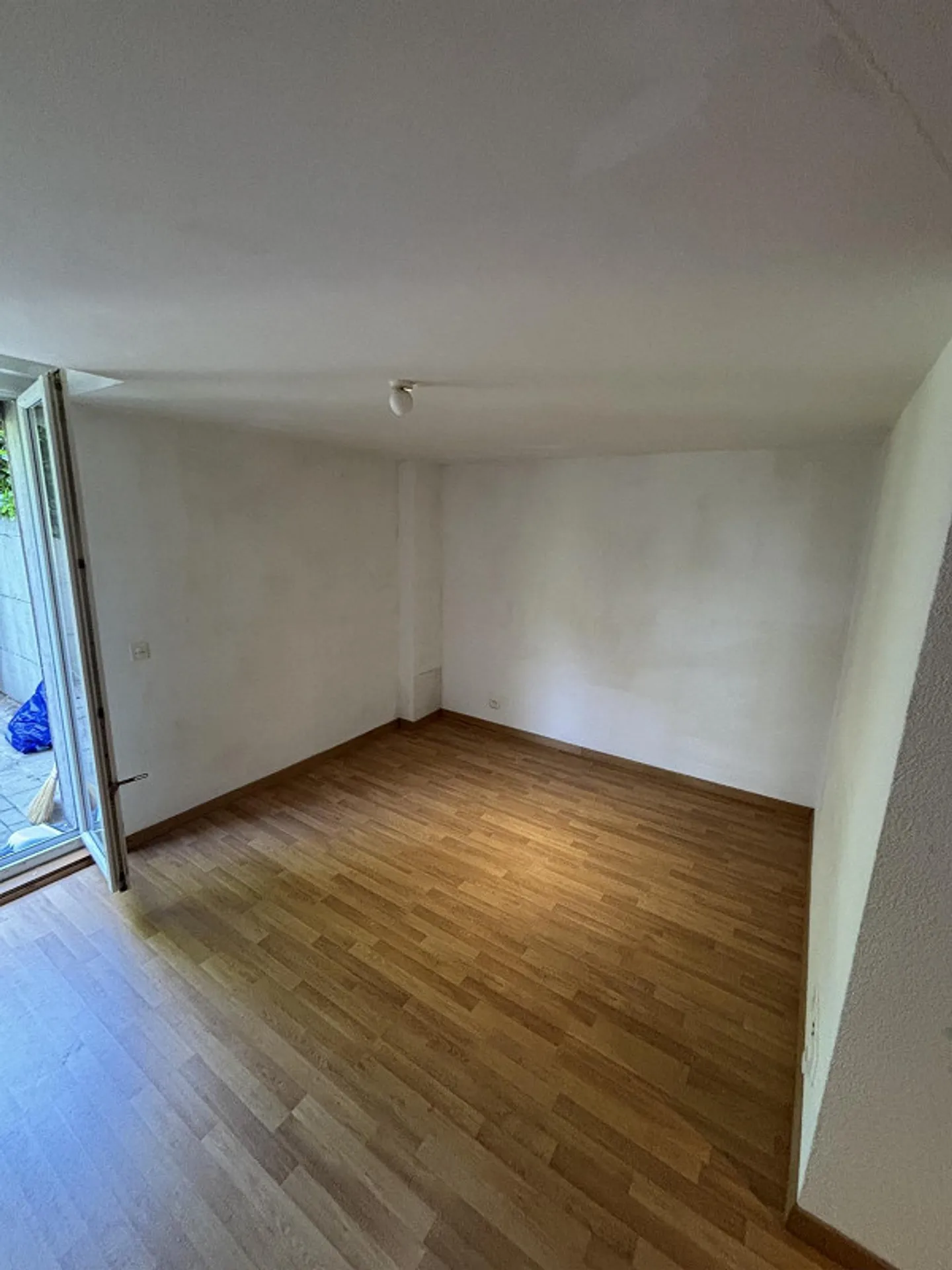 Gemütliches Studio mit Garten - Foto 2 von 5