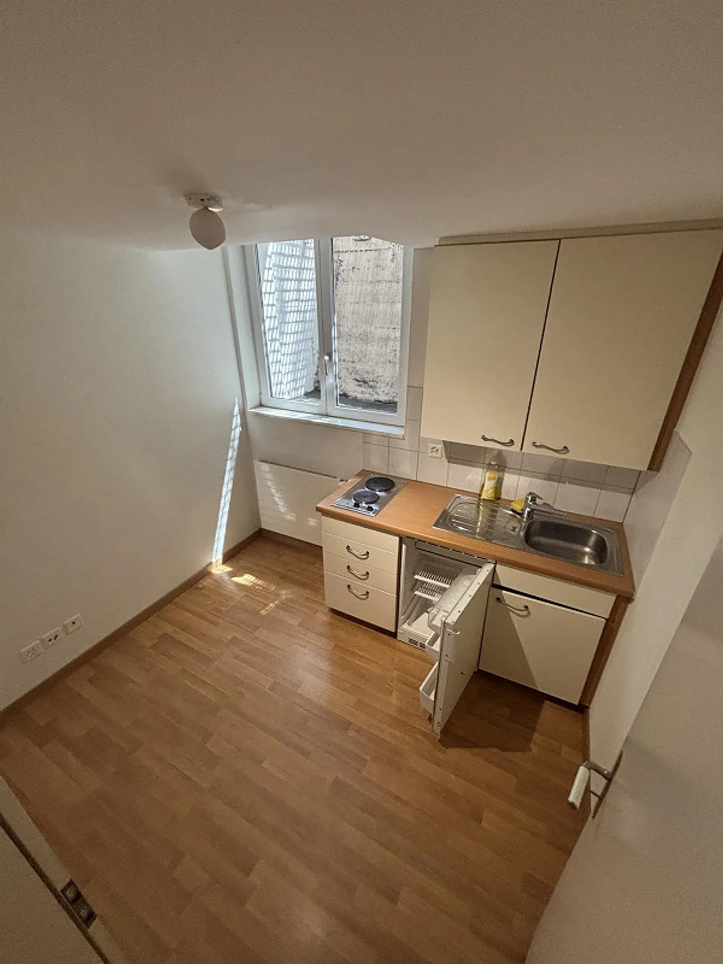 Gemütliches Studio mit Garten - Foto 3 von 5