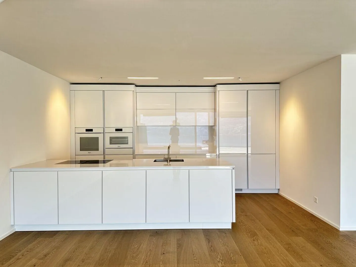 Vivere prestigiosamente a Minusio nella Residenza Estate & Esplanade - Foto 4 di 13