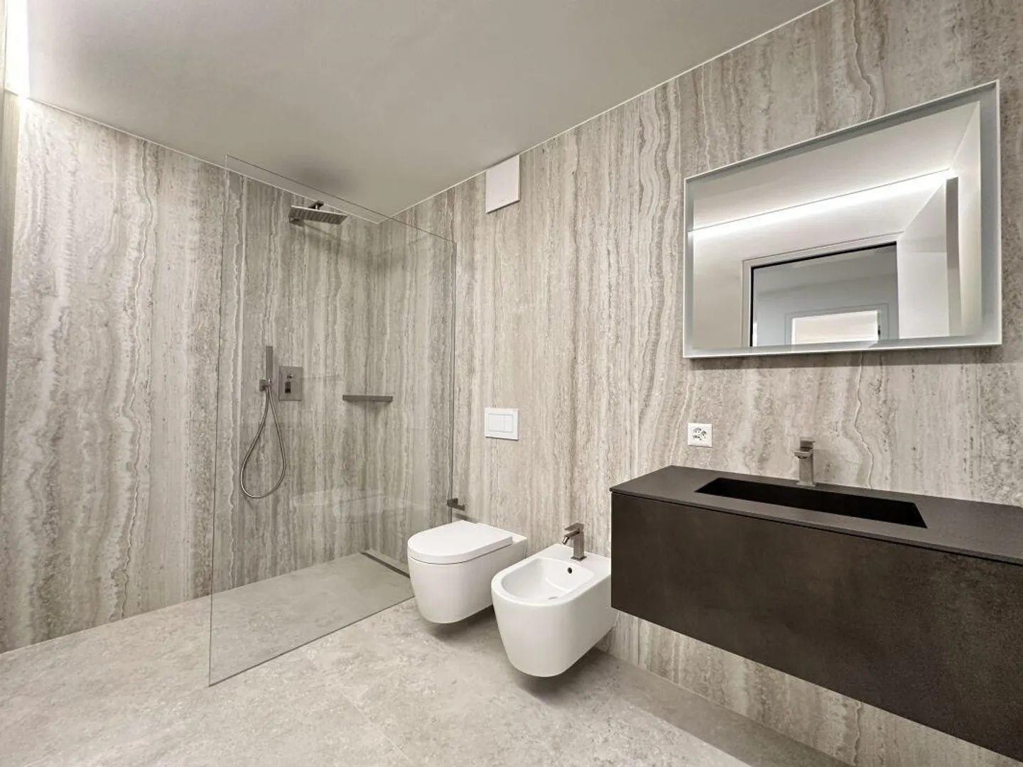 Vivere prestigiosamente a Minusio nella Residenza Estate & Esplanade - Foto 9 di 13