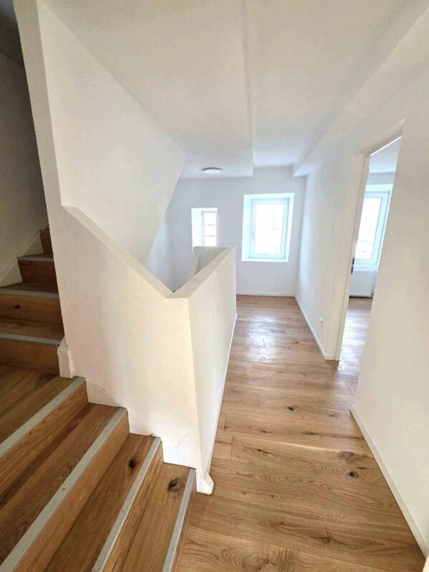 4-room terraced house with a separate apartment - Photo 6 of 21