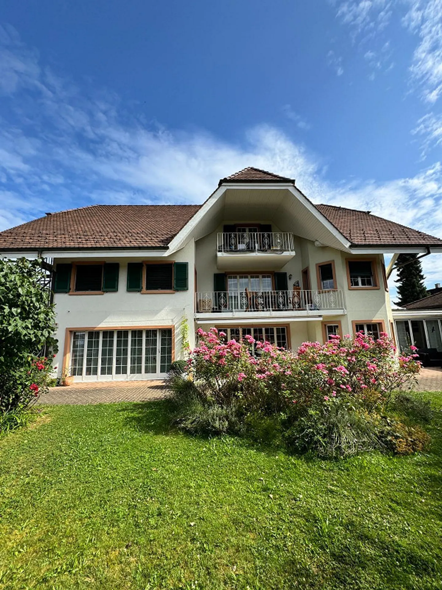 Geräumiges neues Penthouse in Röschenz - Foto 1 von 15