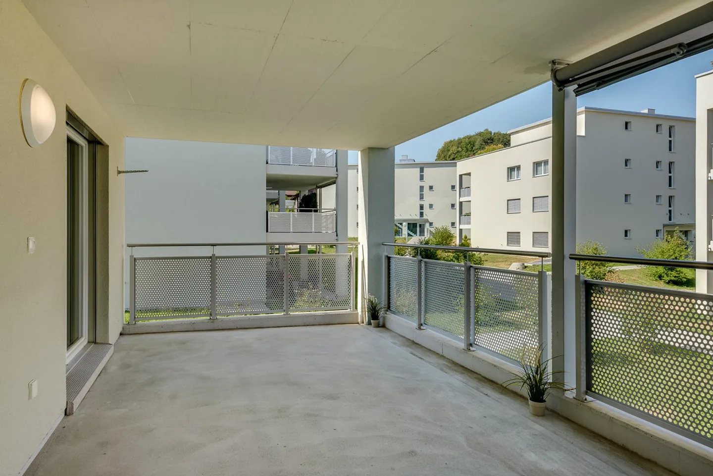 Tolle Wohnung mit grossem Balkon - Foto 9 von 13