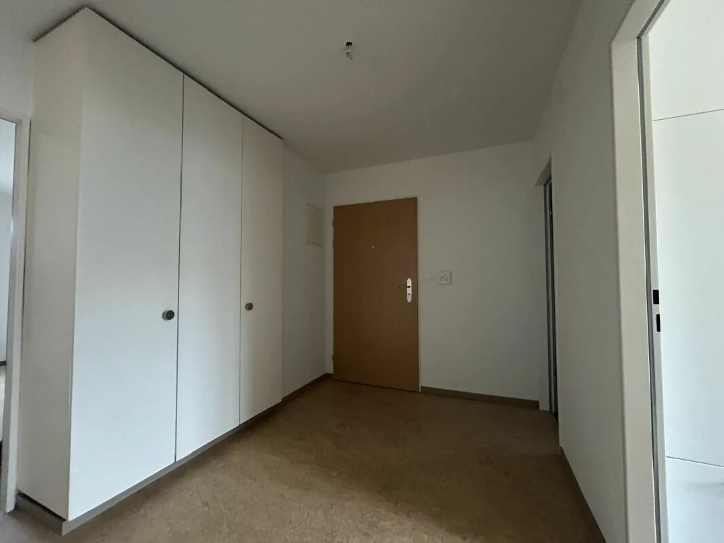 Apartment for rent - Photo 9 of 10
