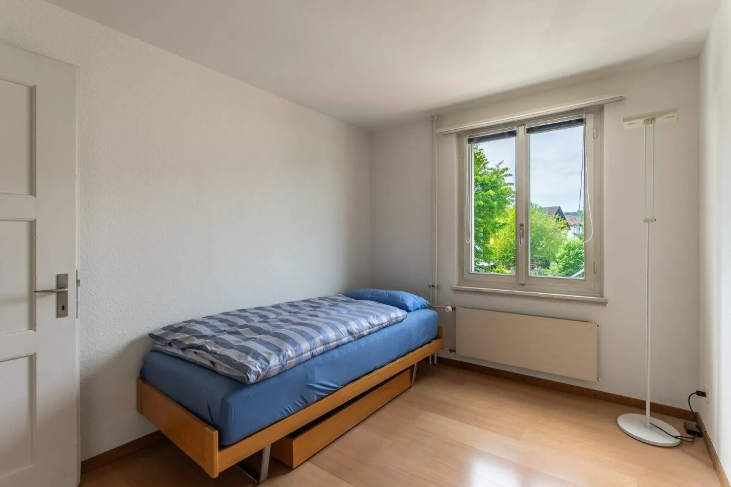 Semi-Detached House with Apartment - Photo 7 of 21