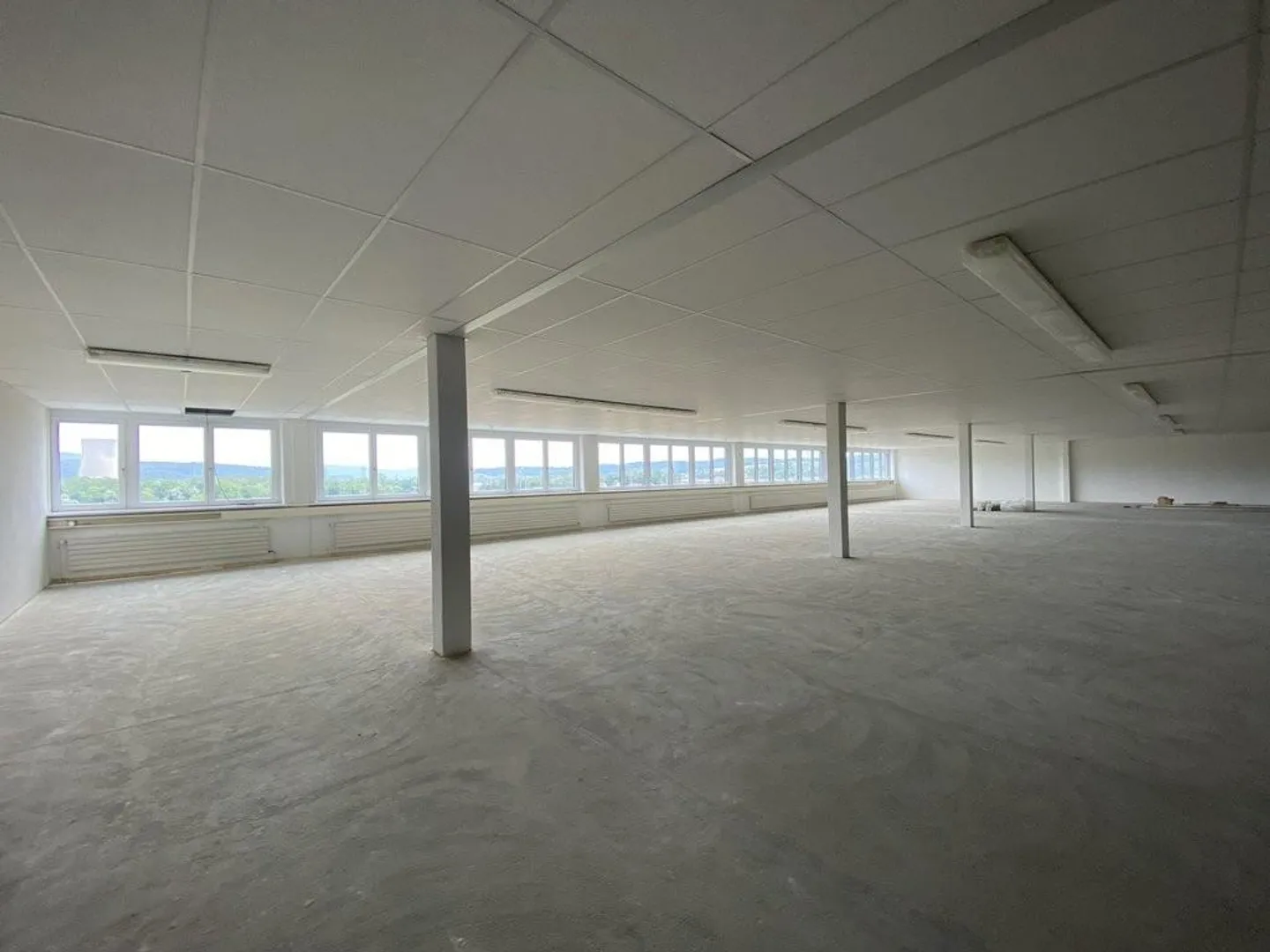 Infrastruttura commerciale recentemente ristrutturata - aree parziali possibili - Foto 7 di 8