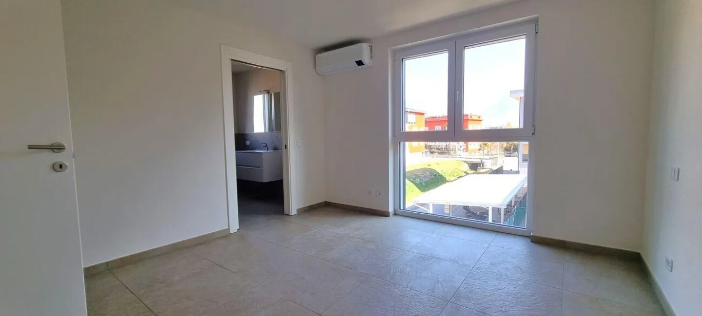 Modernes Apartment in Sant'Antonino - Foto 6 von 13