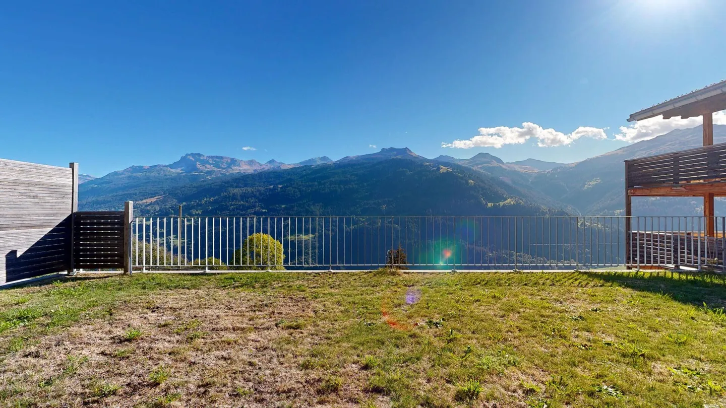 Pany : Maison ensoleillée avec jardin et vue panoramique - Photo 15 sur 18