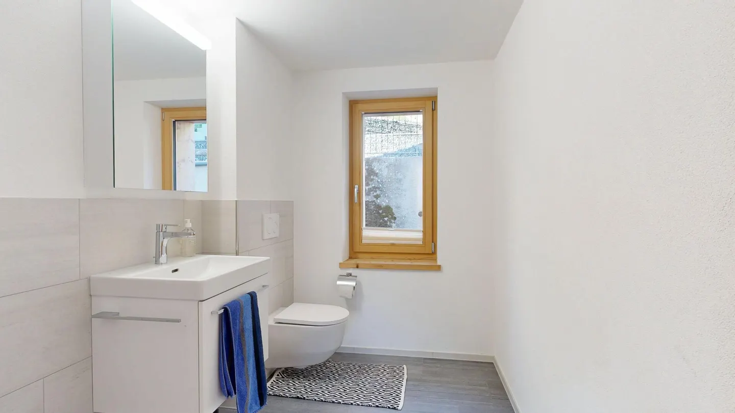 Pany : Maison ensoleillée avec jardin et vue panoramique - Photo 12 sur 18