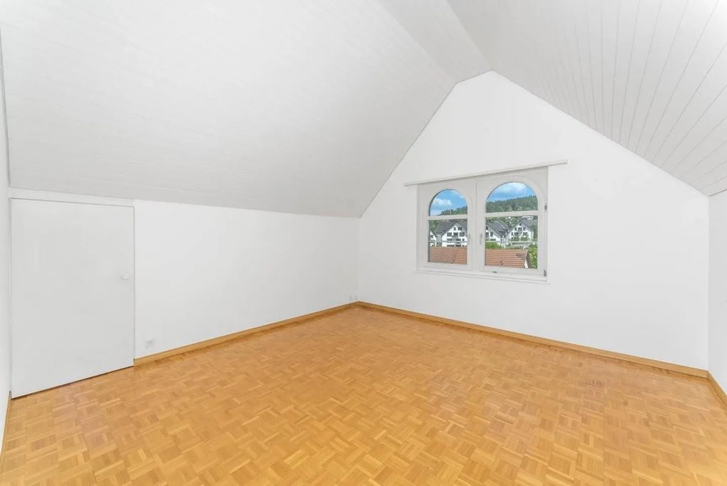2.5-room apartment for rent in Aesch ZH - Photo 3 of 9