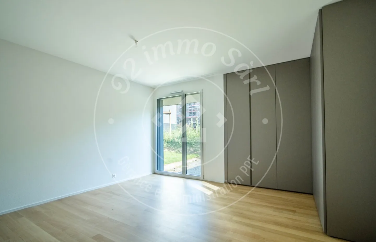 Rare 2.5-room apartment on the ground floor with garden - Photo 6 of 9