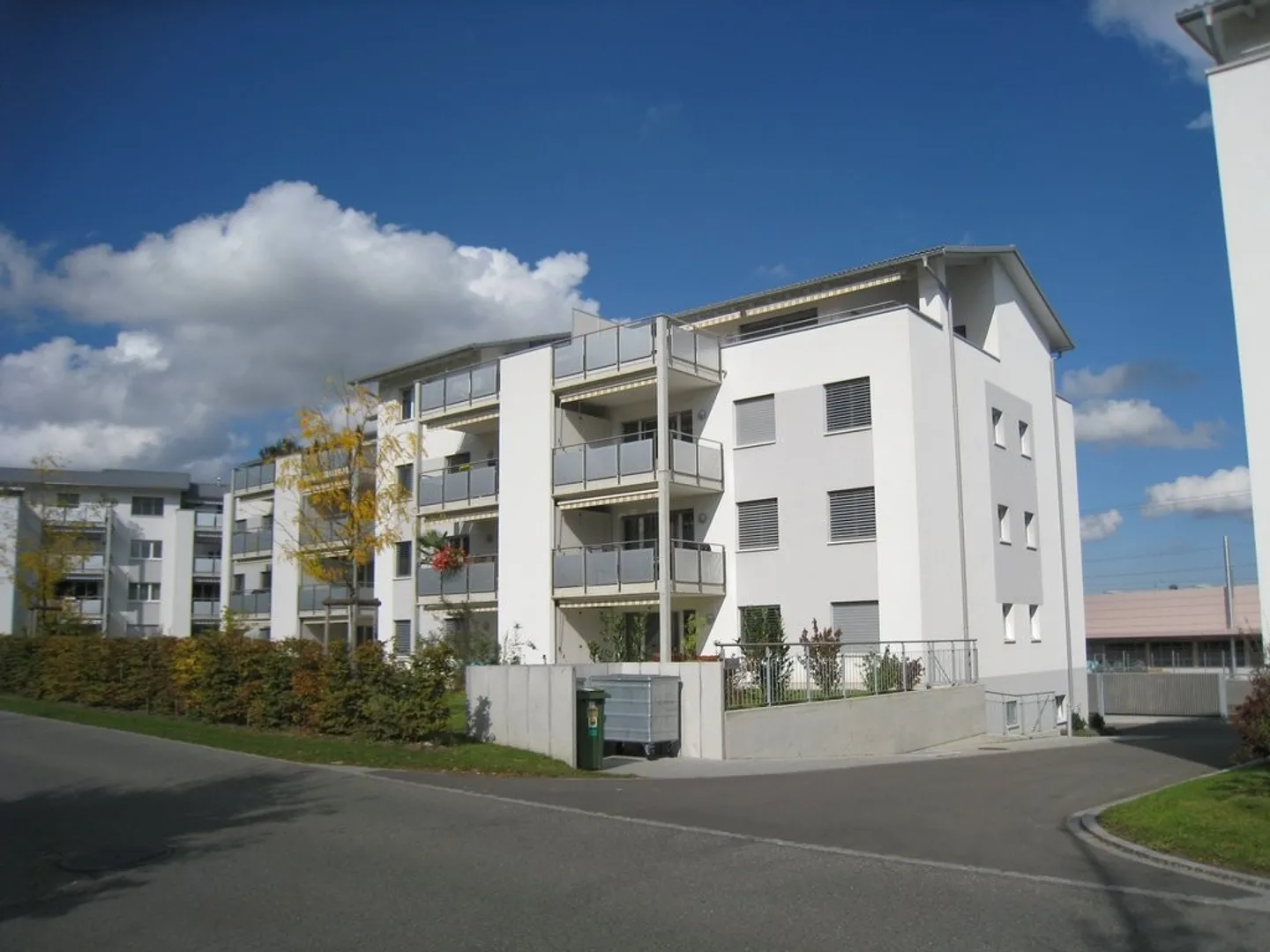 Oasi luminosa di benessere con molto spazio - Foto 1 di 9