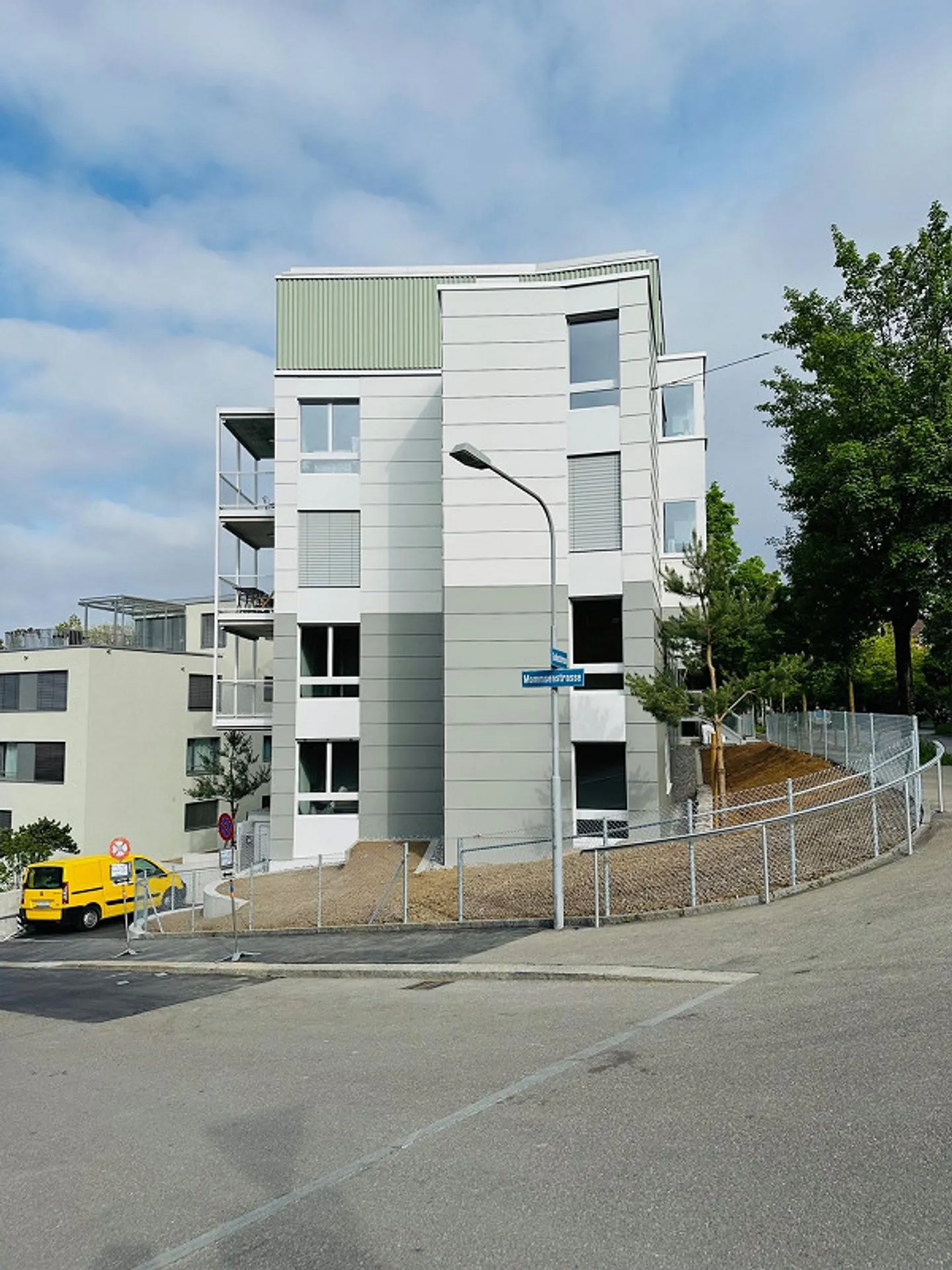 Modern, exclusive apartment in a preferred location! - Photo 1 of 7