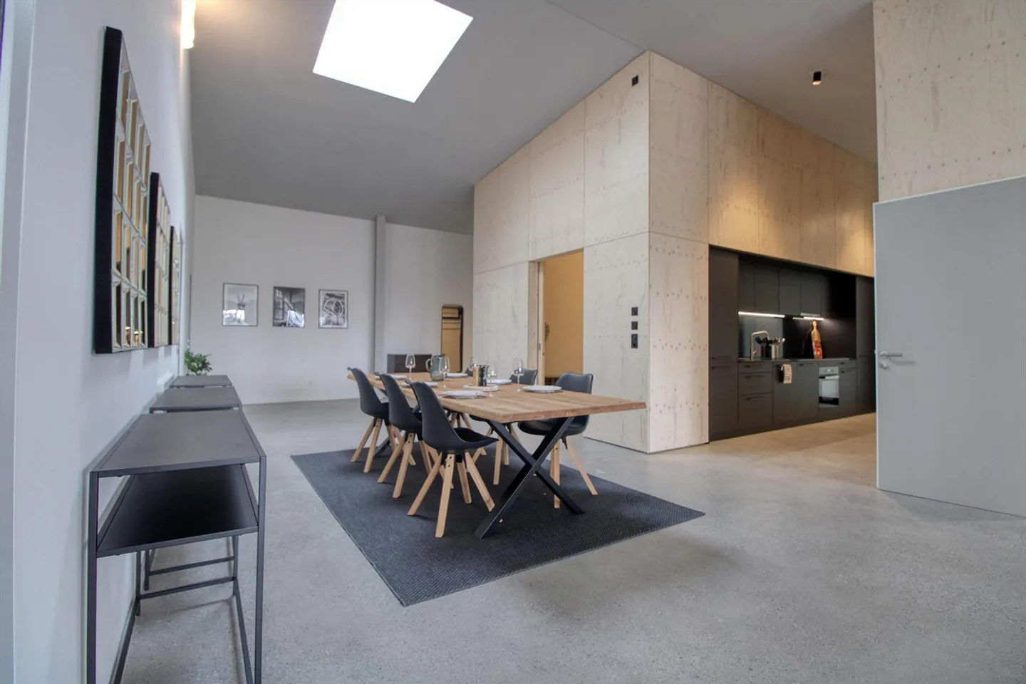 Coliving moderno che unisce intimità, lavoro e vita condivisa a Renens - Foto 18 di 30