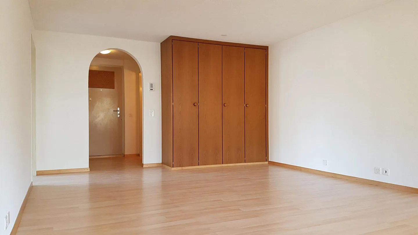 Charmantes Studio mit Balkon - Foto 1 von 6