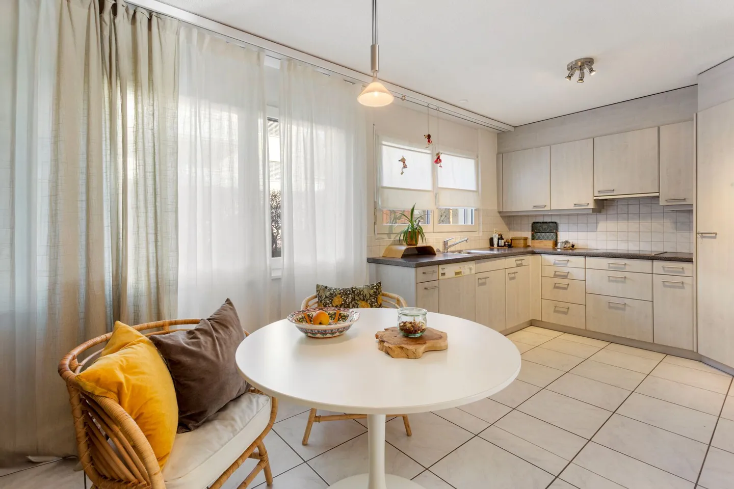 FELICITÀ con giardino privato! - Foto 2 di 15