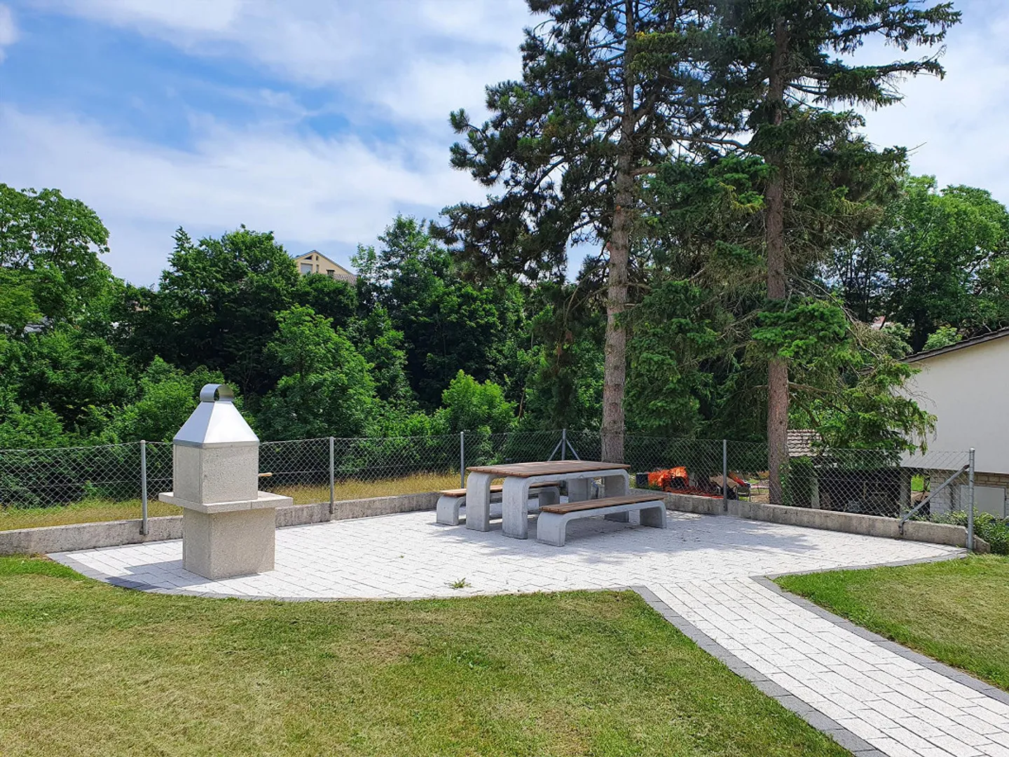 Modernes Apartment mit Balkon - Foto 6 von 7