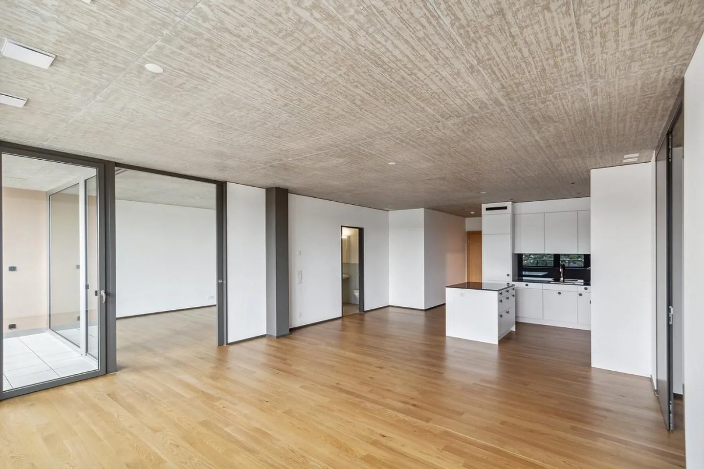 Appartement moderne de 3,5 pièces à Lokstadt - Photo 2 sur 10