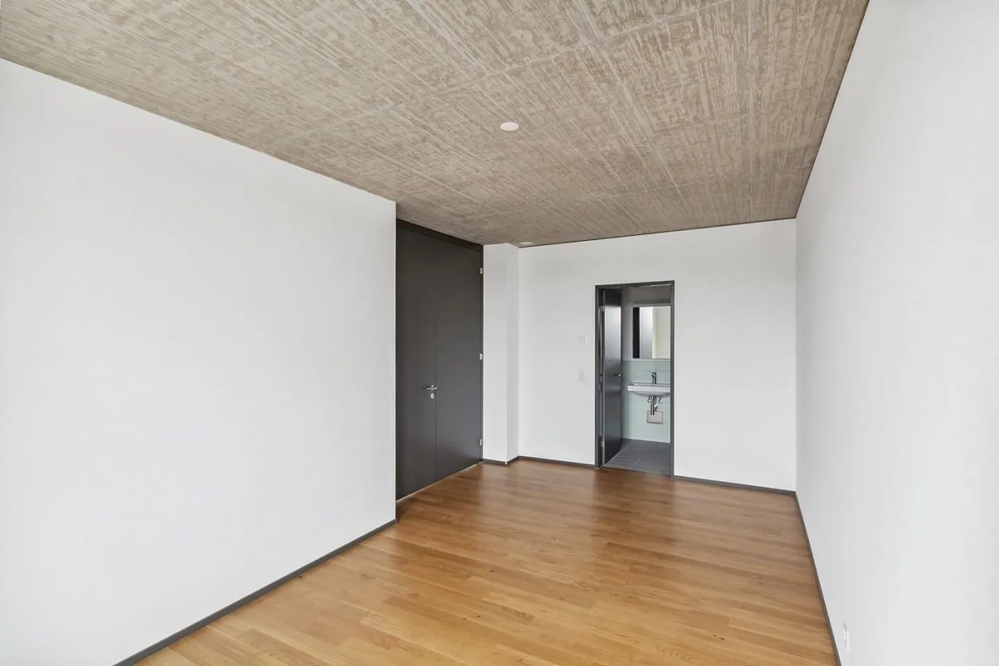 Appartement moderne de 3,5 pièces à Lokstadt - Photo 7 sur 10