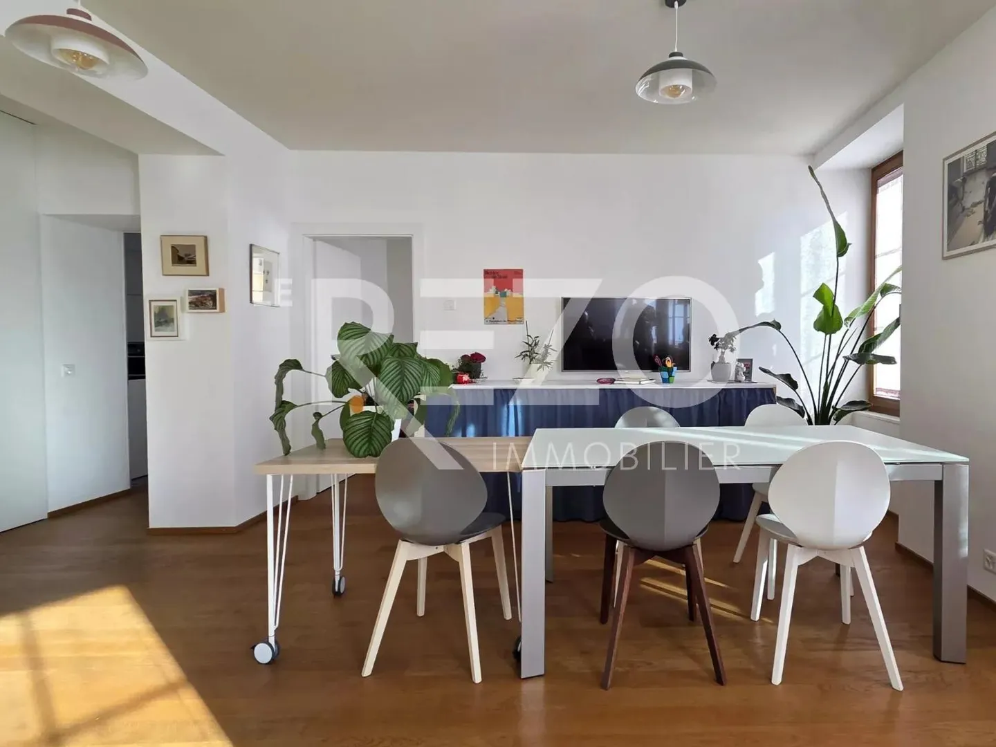 Haus mit 2 Wohnungen hochwertig - Komplett renoviert - Sierre - Foto 2 von 13
