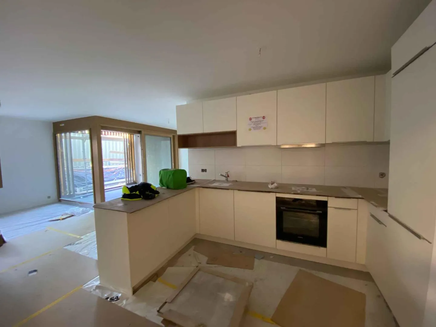 Appartement moderne avec jardin - Photo 3 sur 12