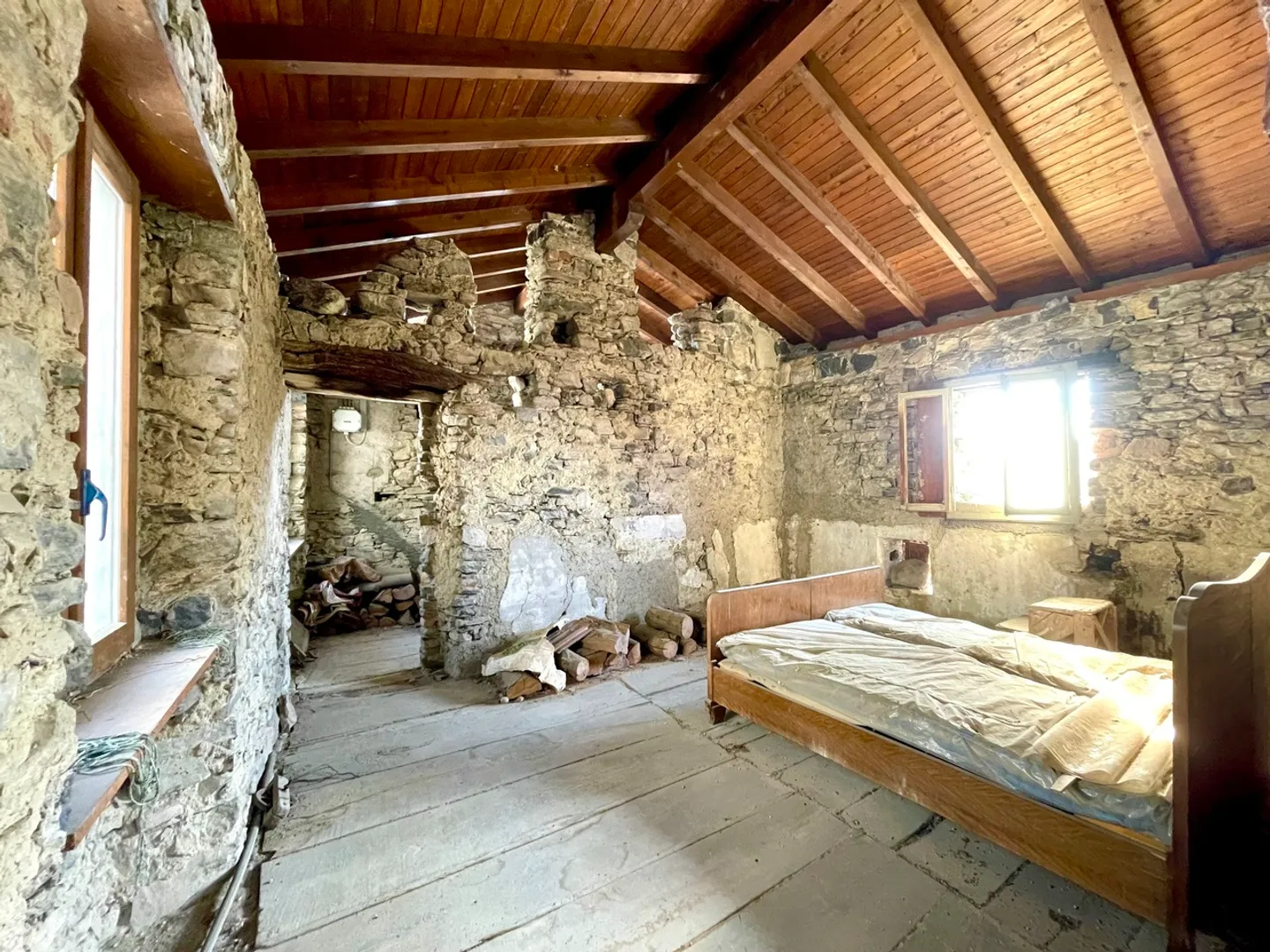 RUSTIC HOUSE IN THE HISTORICAL CENTER - Photo 12 of 12