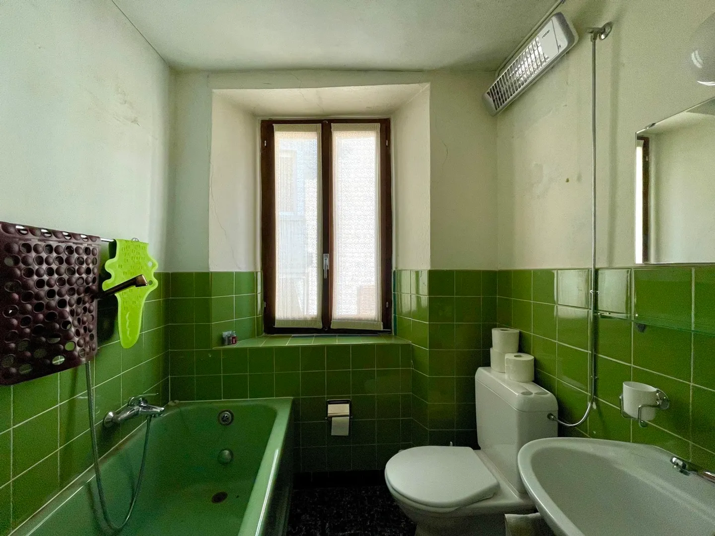 RUSTIC HOUSE IN THE HISTORICAL CENTER - Photo 9 of 12