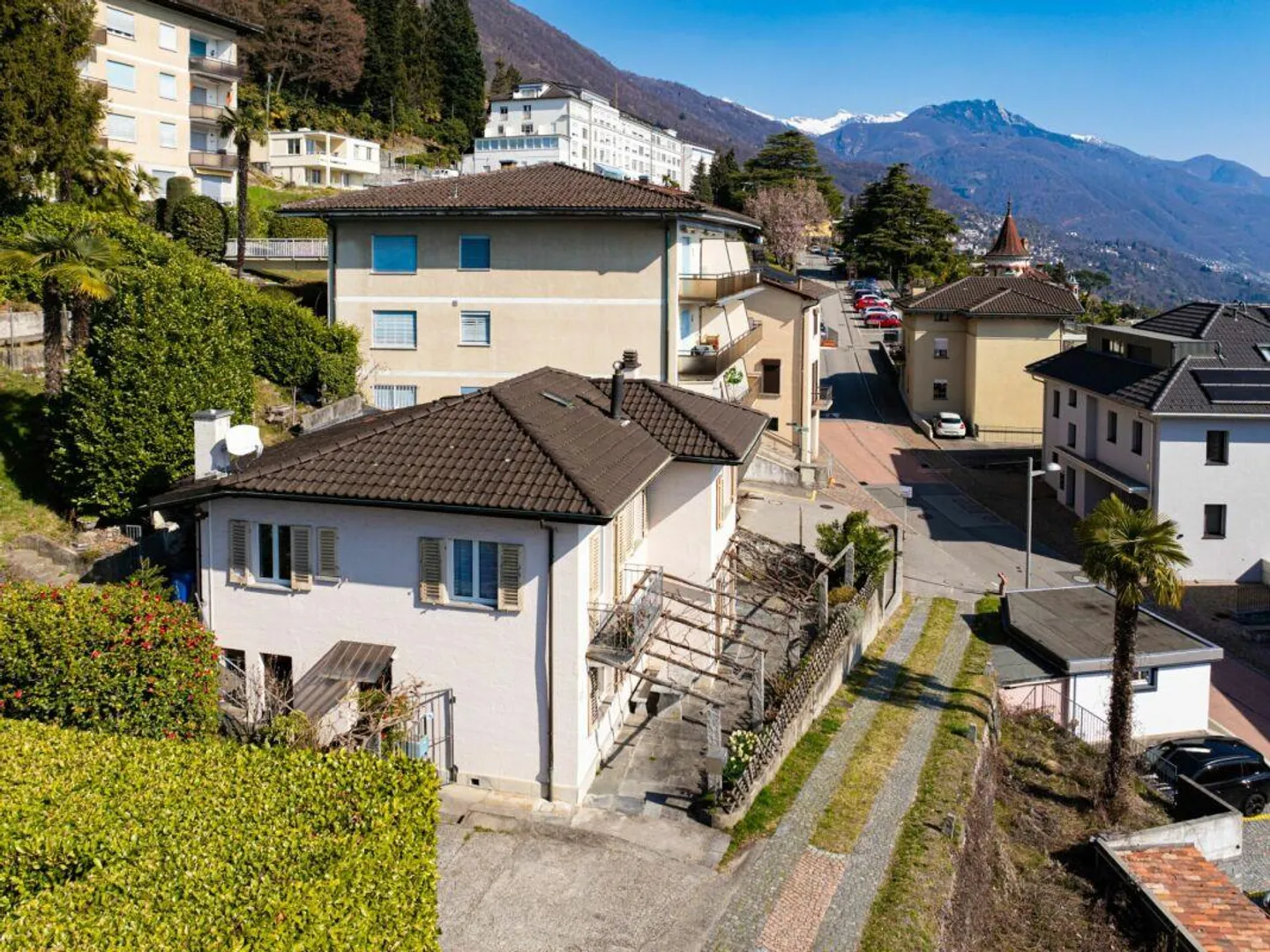 ORSELINA - Terrain constructible intéressant avec maison - Photo 5 sur 9