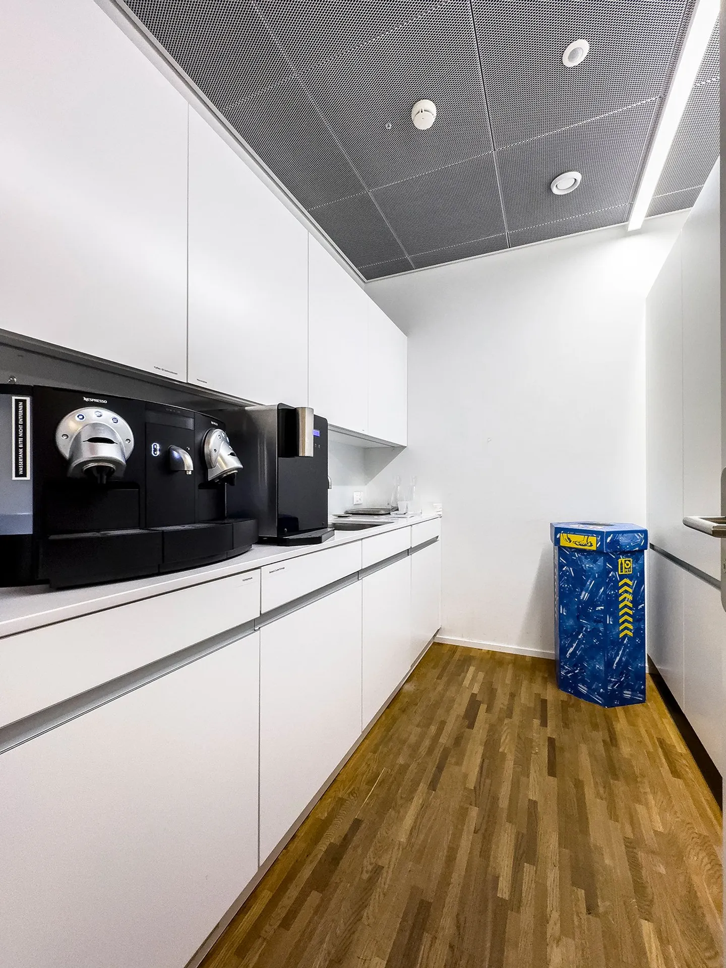 In the city center: office or practice rooms directly at the train station - Photo 12 of 14