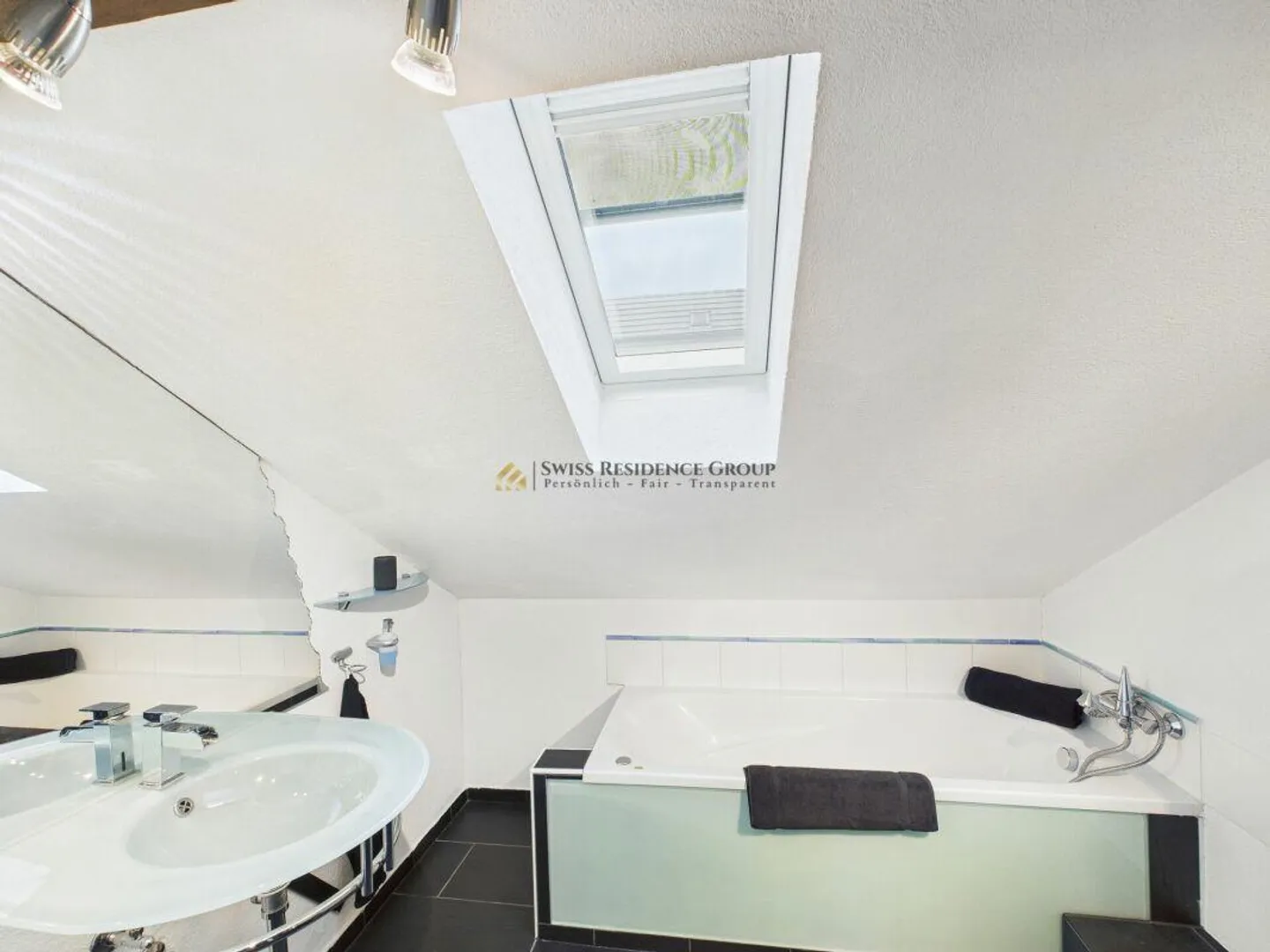 Great penthouse apartment in the heart of the city - Photo 16 of 24