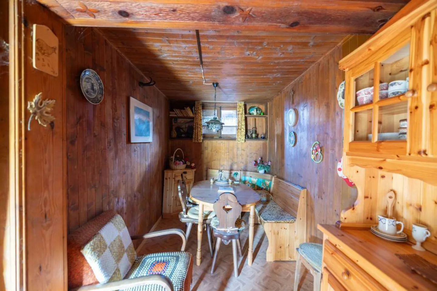 A rare property for lovers of truth and tranquility - Photo 2 of 10