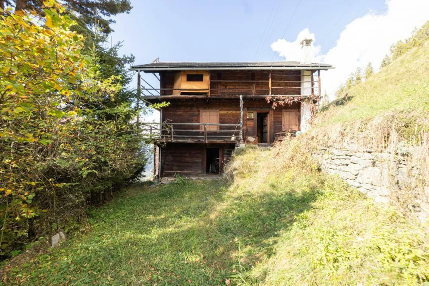 A rare property for lovers of truth and tranquility - Photo 1 of 10