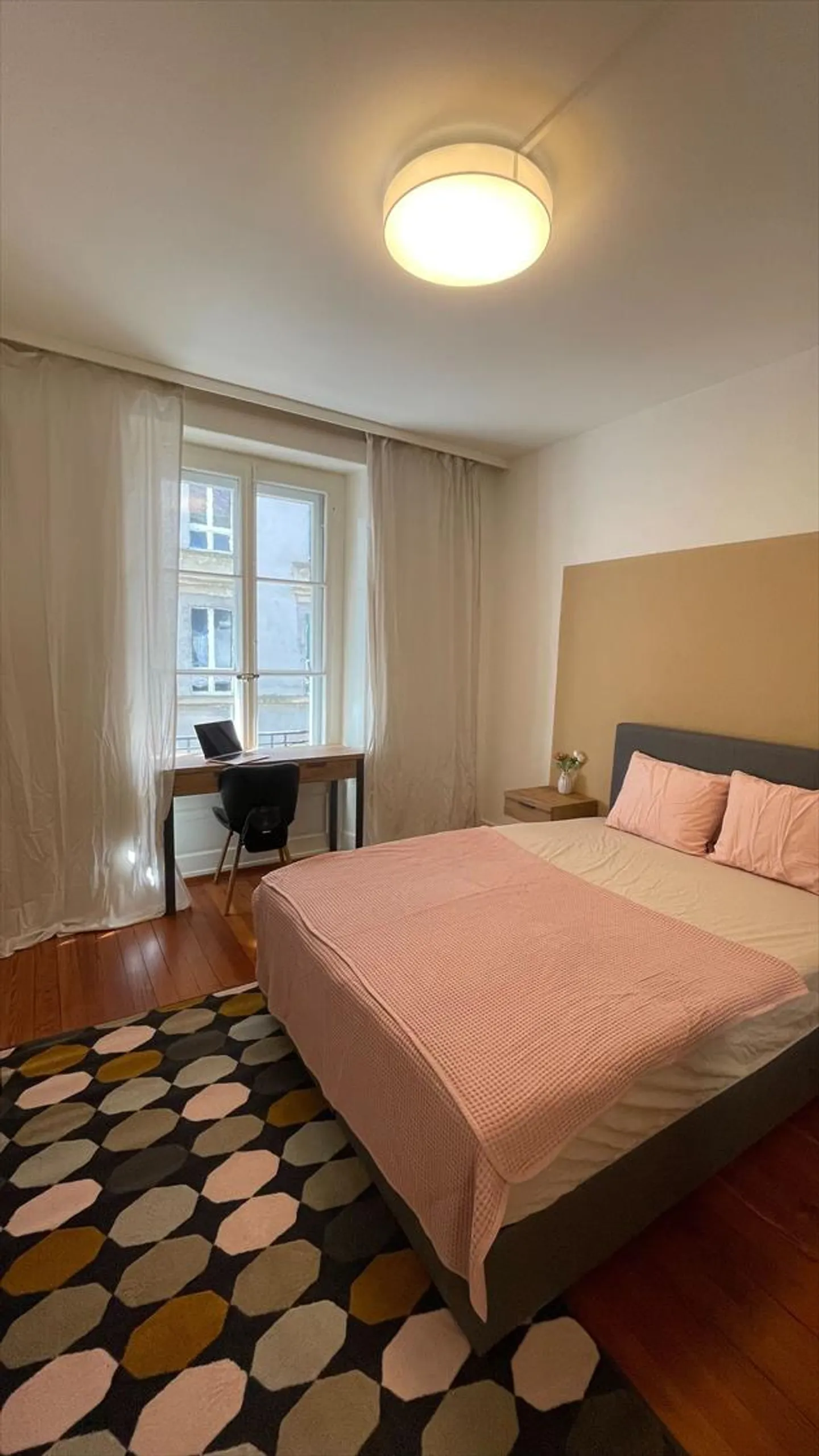 Room 1 - Photo 11 of 21