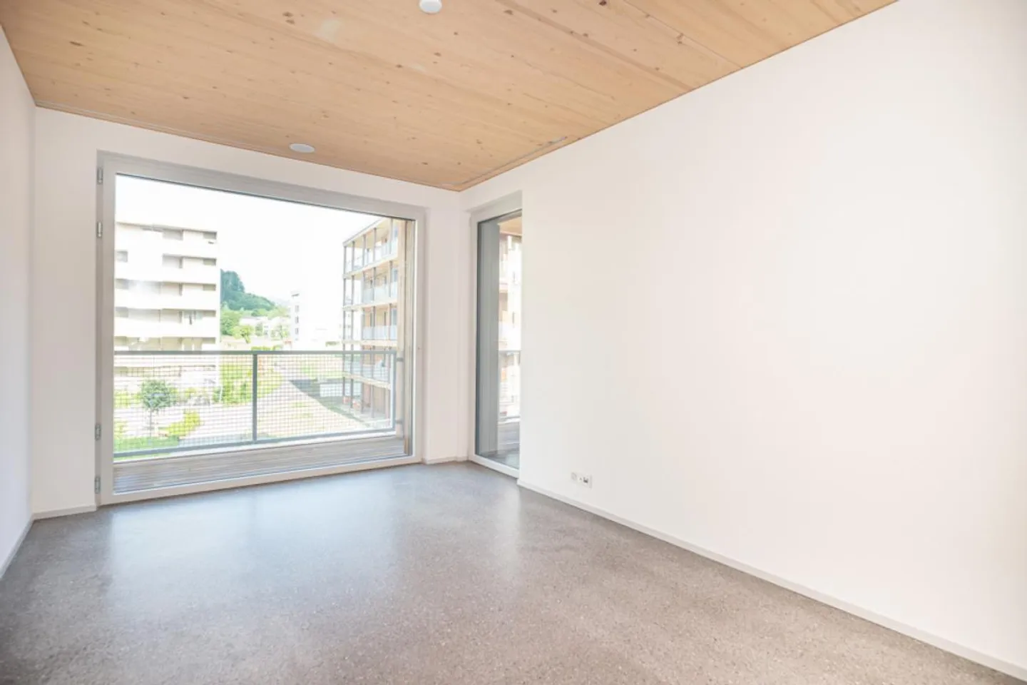 Finally Home! - Photo 4 of 7