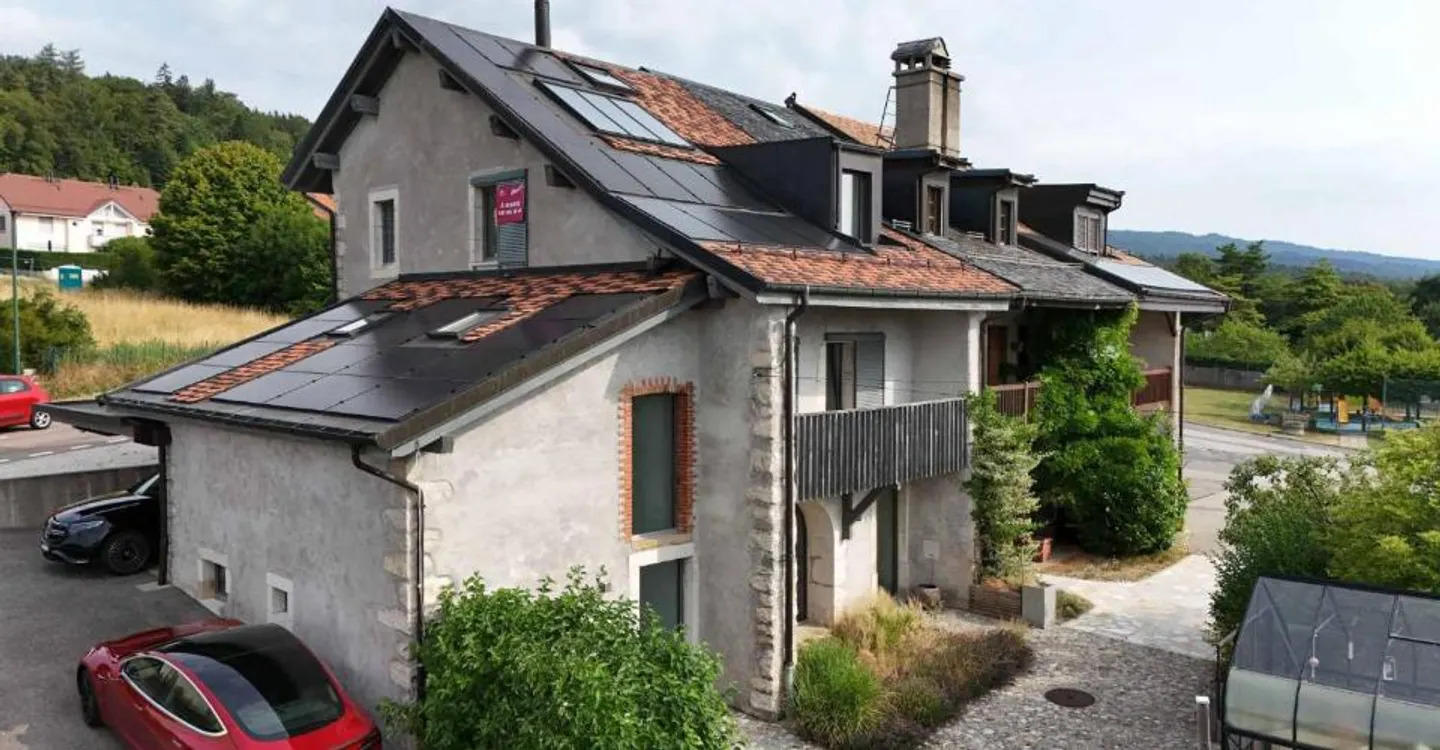 Semi-detached village house with 6.5 rooms fully renovated - Photo 7 of 8